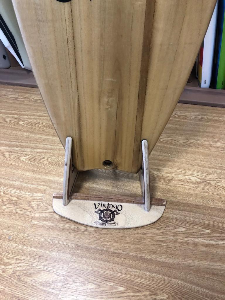 SURF: Soporte De Piso Vikingo para Tabla | santatabla.com
